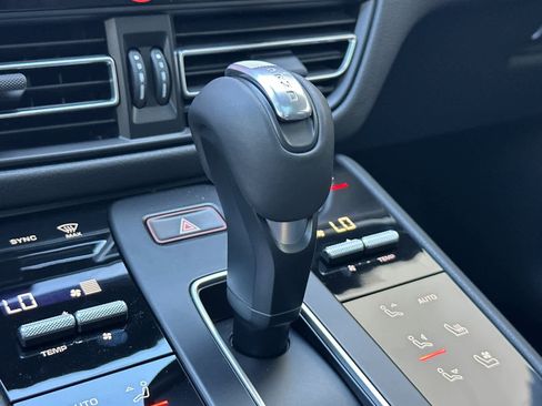 New 2026 Porsche Macan GTS image 25