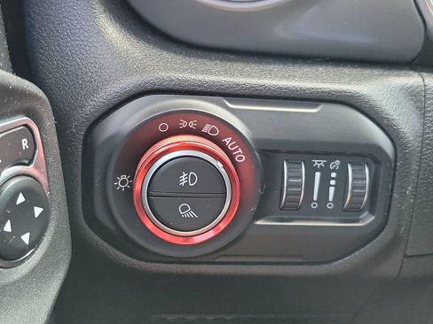 Used 2021 Jeep Gladiator Sport AWD/4WD image 21