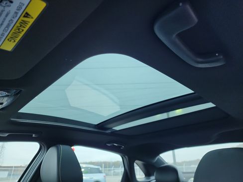 Used 2025 Kia K5 GT image 18