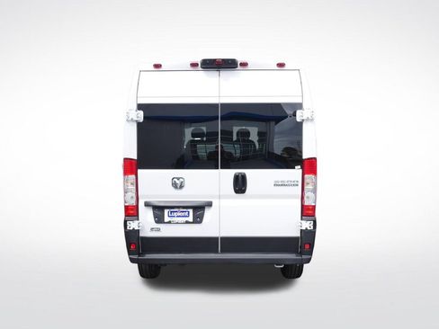 Used 2025 RAM ProMaster 2500 FWD image 4