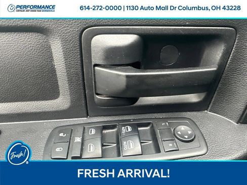 Used 2017 RAM 1500 ST w/ SXT Appearance Group AWD/4WD image 9