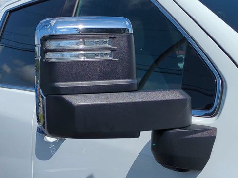 Used 2025 GMC Sierra 2500 SLT w/ SLT Convenience Package AWD/4WD image 14