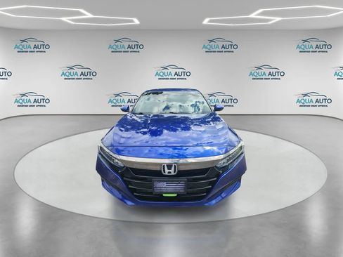 Used 2018 Honda Accord Sport image 2