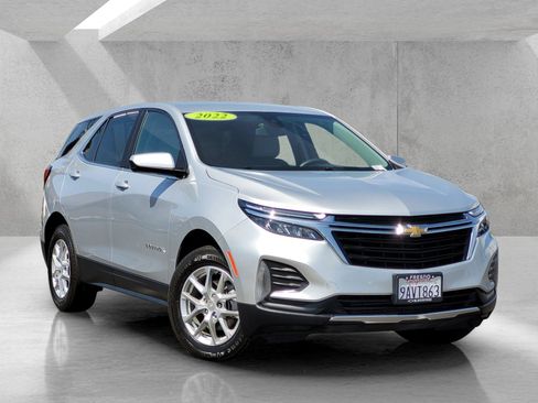 Used 2022 Chevrolet Equinox LT FWD image 1