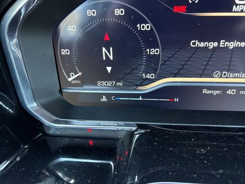 Used 2024 GMC Sierra 1500 SLT w/ SLT Premium Plus Package image 11