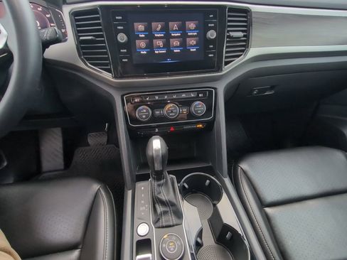 Used 2022 Volkswagen Atlas SE image 21