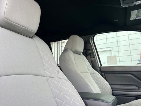 Certified 2024 Toyota Tacoma SR5 image 16