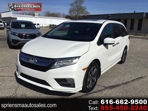 Used 2018 Honda Odyssey Touring image 1