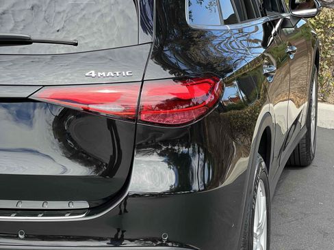 Used 2023 Mercedes-Benz GLC 300 4MATIC w/ Exclusive Trim Package image 56
