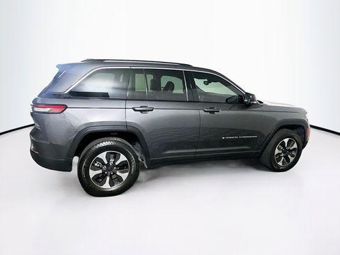 Used 2022 Jeep Grand Cherokee Limited 4xe image 10