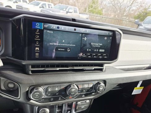 New 2026 Jeep Wrangler Sport S image 21