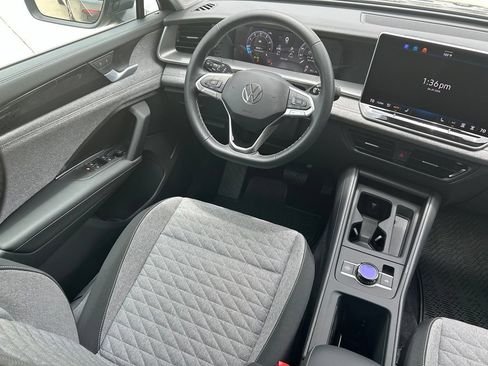 Certified 2026 Volkswagen Tiguan S AWD/4WD image 9