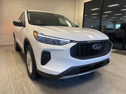 New 2026 Ford Escape Active w/ Cold Weather Package AWD/4WD image 8