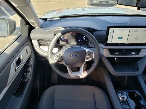 New 2026 Ford Explorer Active image 14