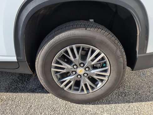 Used 2024 Chevrolet Traverse LS w/ LPO, Floor Liner Package image 5