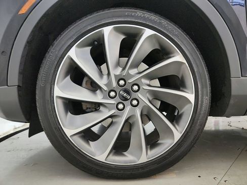 Used 2019 Lincoln Nautilus Reserve w/ Ultimate Package AWD/4WD image 36
