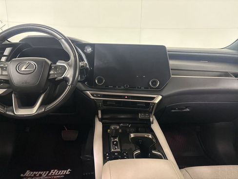 Used 2023 Lexus RX 350 AWD image 22
