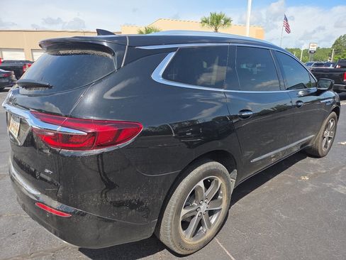 Used 2021 Buick Enclave Essence w/ Sport Touring Edition FWD image 5
