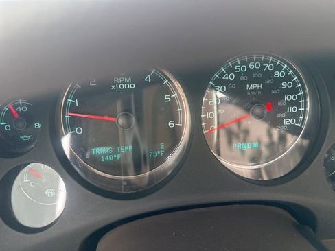 Used 2012 Chevrolet Tahoe LTZ image 2