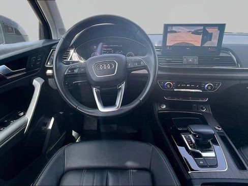 Used 2023 Audi Q5 2.0T Premium Plus w/ Premium Plus Package AWD/4WD image 5