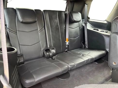 Used 2020 Cadillac Escalade Platinum AWD/4WD image 27