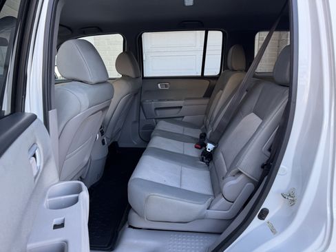 Used 2014 Honda Pilot LX image 31