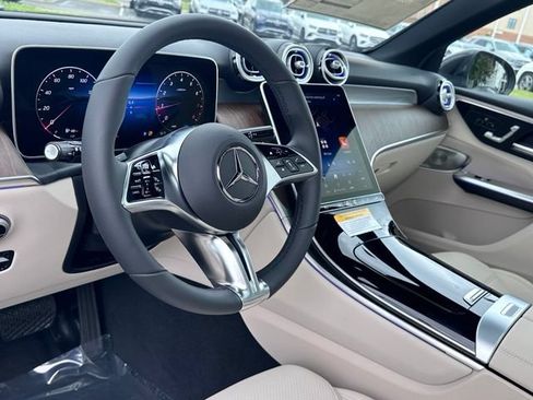 New 2026 Mercedes-Benz GLC 300 4MATIC image 18