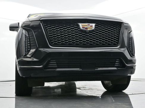 Used 2025 Cadillac Escalade ESV Sport Platinum image 58