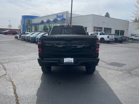 Used 2023 RAM 1500 Laramie AWD/4WD image 4