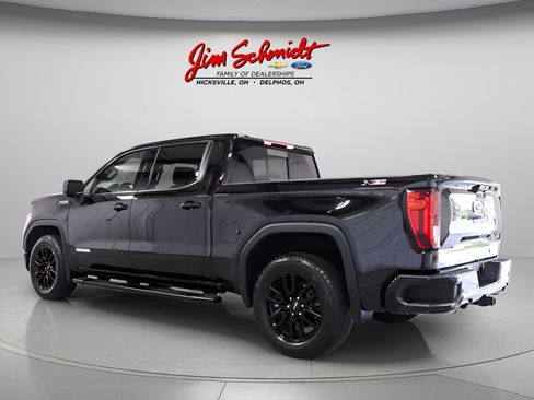 Used 2025 GMC Sierra 1500 Elevation w/ Elevation Premium Package AWD/4WD image 4