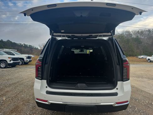 New 2025 Chevrolet Tahoe Police image 25