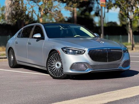 Used 2024 Mercedes-Benz Maybach S 680 4MATIC image 1