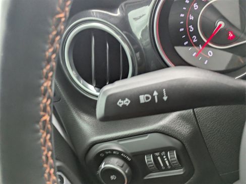 Used 2021 Jeep Wrangler Unlimited Rubicon image 30