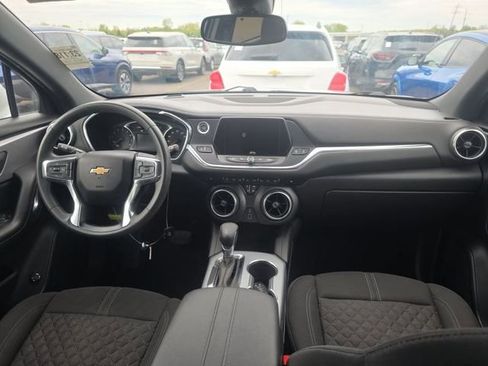 Used 2022 Chevrolet Blazer LT FWD image 4