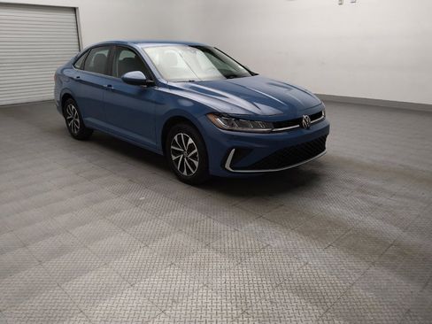 Used 2025 Volkswagen Jetta S FWD image 13