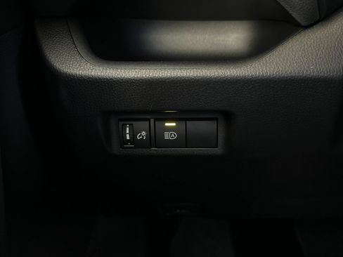 Used 2025 Toyota RAV4 LE image 25