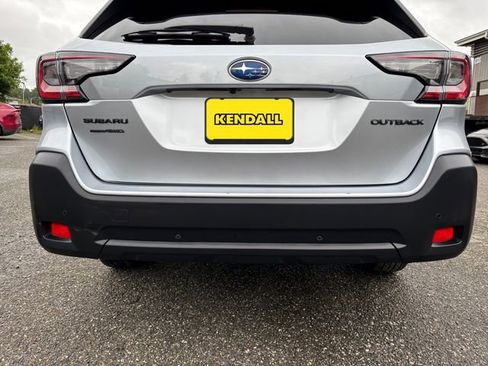 Certified 2025 Subaru Outback Onyx Edition AWD/4WD image 30