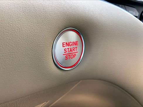 Certified 2025 Acura TLX w/ Technology Package image 29