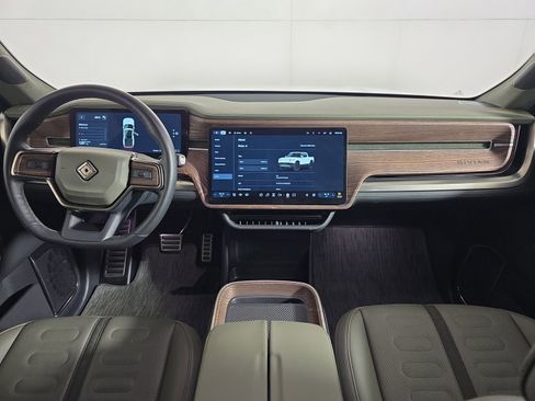Used 2023 Rivian R1T Adventure image 25