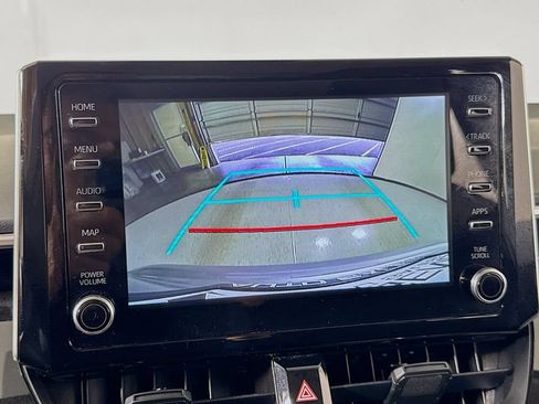 Used 2020 Toyota Corolla LE FWD image 27