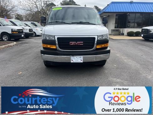 Used 2021 GMC Savana 2500 w/ Driver Convenience Package image 5