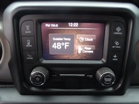 Used 2020 Jeep Wrangler Unlimited Willys Wheeler AWD/4WD image 25