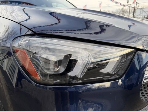 Used 2020 Mercedes-Benz GLE 350 4MATIC w/ AMG Line Exterior image 15