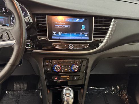 Used 2017 Buick Encore Premium AWD/4WD image 18