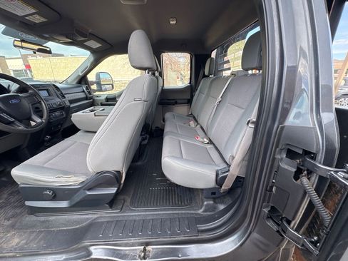 Used 2017 Ford F450 XL image 12