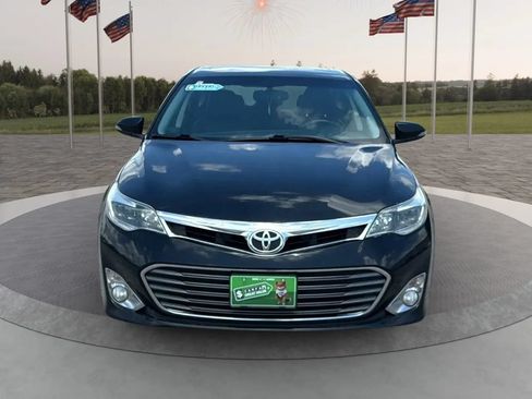 Used 2013 Toyota Avalon XLE Touring FWD image 4