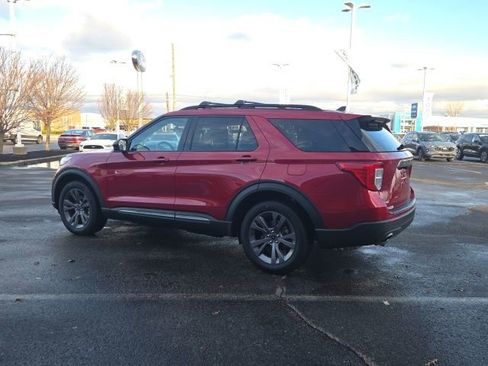 Used 2023 Ford Explorer XLT w/ Equipment Group 202A image 14