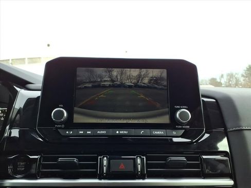 New 2025 Nissan Pathfinder SV w/ Black Appearance Package image 12