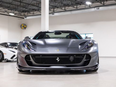 Used 2023 Ferrari 812 GTS image 2