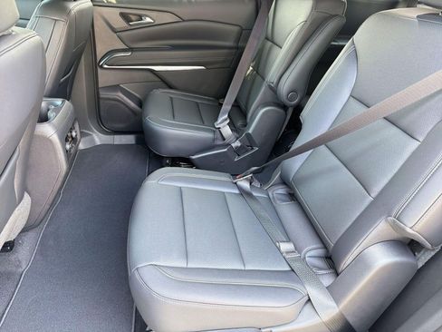 New 2026 Chevrolet Traverse LT w/ Midnight/Sport Edition FWD image 27